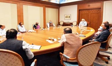 तालिबान पर वेट एंड वॉच की स्थिति में भारत, अधिकारियों के संपर्क में PM मोदी, प्रधानमंत्री आवास पर CCS की बैठक
