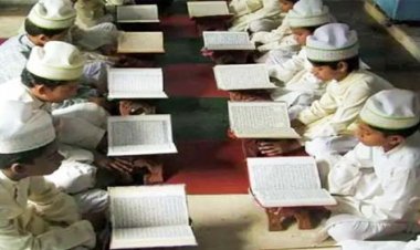 1 सितंबर से खुलेंगे UP के 16 हजार मदरसे : 18 लाख बच्चों के लिए ऑफलाइन कक्षाएं, एक शिफ्ट में होगी पढ़ाई; मास्क व 2 गज की दूरी का करना होगा पालन