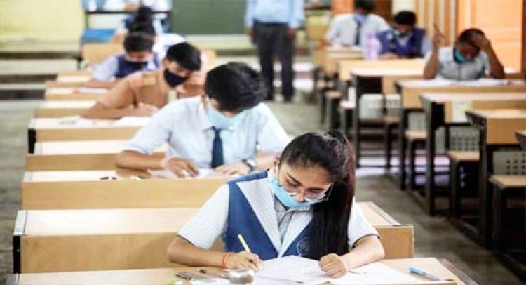 उत्तर-प्रदेश : स्कूलों की तैयारी, चार महीने बाद कल से खुलेंगे स्कूल, कहीं एक तो कहीं दो शिफ्ट में चलेंगी कक्षाएं