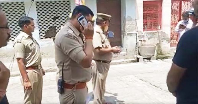 मथुरा में दिन दहाड़े 1 करोड़ 5 लाख रुपये की लूट, पुलिस प्रशासन में मचा हड़कंप