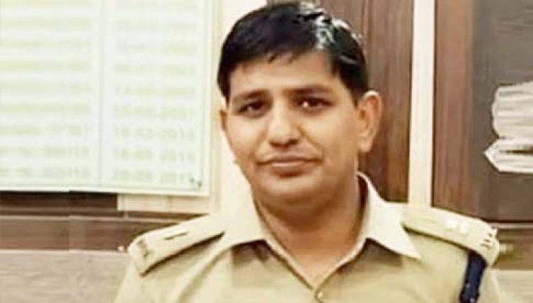 महोबा के सस्पेंड IPS मणिलाल पाटीदार के वकील पर लगा 5 लाख रुपये का जुर्माना, इलाहाबाद HC ने की थी ये मांग