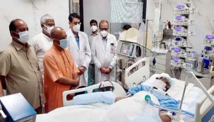 एसजीपीजीआई में कल्याण-आज 47वां दिन:दिल्ली से लौटे सीएम योगी सीधे पहुंचे पीजीआई, आईसीयू में भर्ती पूर्व मुख्यमंत्री कल्याण सिंह का जाना हाल