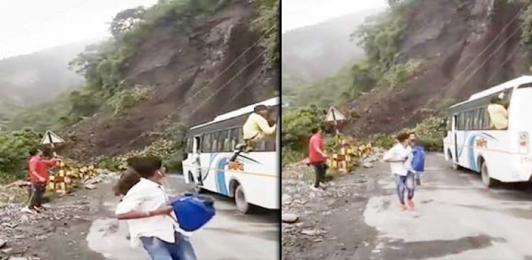 उत्तराखंड : नैनीताल में लैंडस्लाइड की चपेट में आने से बाल-बाल बची बस, पहाड़ी से पहाड़ का एक बड़ा हिस्सा खिसक कर हाइवे पर आ गया