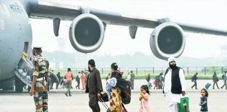 अफगानिस्तान से लोगों को निकालने का अभियान जारी, भारत ने मिशन को नाम दिया “ऑपरेशन देवी शक्ति”