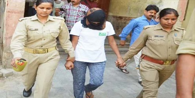 UP : महिलाओं के खिलाफ हो रहे अपराधों पर कसेगी लगाम, हर थाने में होगी महिला बीट अफसरों की तैनाती; DGP मुकुल गोयल ने दिए निर्देश