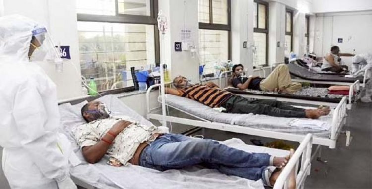 उत्तर-प्रदेश में  कोरोना के बाद अब वायरल की मार झेल रहे हैं लोग, 1 हफ्ते में 26 बच्चों सहित हुई 50 मौतें; बेड की हुई कमी