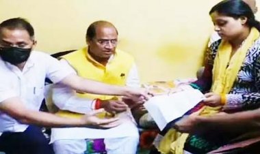 मनीष हत्याकांड : मनीष की पत्नी KDA में बनीं OSD, बीजेपी विधायक और अधिकारियों ने सौंपा नियुक्ति पत्र