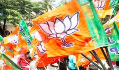 उत्तर प्रदेश चुनाव से पहले कांग्रेस और बसपा समेत कई दलों के नेता और पूर्व विधायक BJP में हुए शामिल