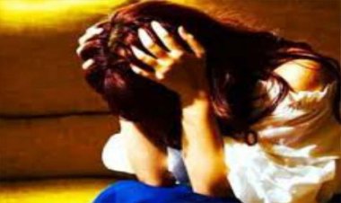 उत्तर प्रदेश के हापड़ जिले में एक गैंगरेप : बीजेपी की महिला नेता से प्रेमी ने ही 2 दोस्तों के साथ मिलकर किया गैंगरेप, सांप्रदायिक तनाव