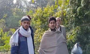 पीलीभीत में वृद्ध महिला का शव घर में फांसी के फंदे पर लटकता मिलने से हड़कंप : पुलिस ने शव पोस्टमार्टम के लिए भेजा, बेटे ने बहन पर लगाया हत्या का आरोप।