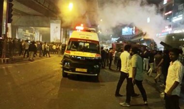 गुजरात के सूरत शहर में चलती बस में शॉर्ट सर्किट से लगी आग, AC का कंप्रेसर फटा तो यह और भड़क गई