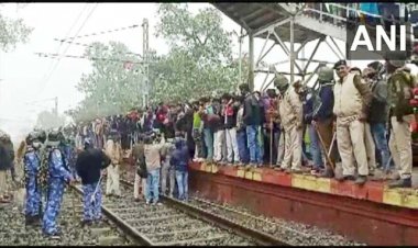 आरआरबी एनटीपीसी छात्र विरोध : यूपी के कई जिलों में सतर्क रहने के निर्देश, रेलवे ने भी जारी किया अलर्ट
