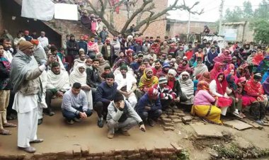 शहीद के अपमान पर खपराना गांव की बागपत पंचायत ने विधानसभा चुनाव का किया बहिष्कार : देखें ; गांव वालों का ये है आरोप