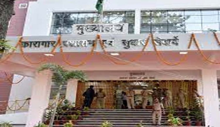 लखनऊ जेल में थम नही रहा घटनाओं का दौर : जेल अभिरक्षा में अस्पताल भेजे गए युवा बन्दी की मौत, स्थानांतरित होकर आए बन्दी को लगा दिया मशक्कत पर