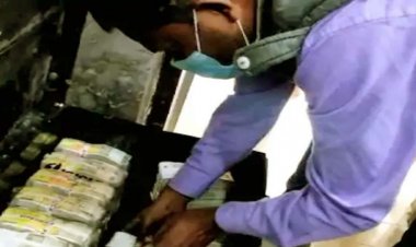 कैश वैन से ही पकड़ा गया करोड़ों का कैश:नगदी के साथ नहीं मिला कोई कागज, रुपयों के बारे में मैनेजर भी नहीं दे सका जवाब