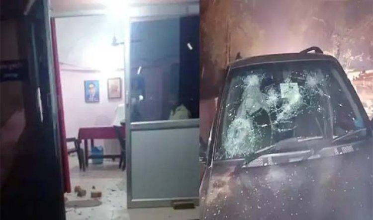 अयोध्या में दो बाहुबलियों के बीच अदावत  : अभय-खब्बू समर्थकों में चली गोलियां,अभय सिंह समेत पांच अन्य को पुलिस ने किया गिरफ्तार, थाने में पथराव का आरोप