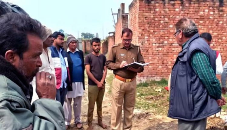 Murder In Muzaffarnagar : अनुसूचित जाति की महिला पर लोहे की रॉड से मारकर हत्या, पति की शिकायत पर पुलिस मौके पर पहुंची