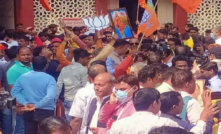 लखनऊ की 9 सीटों के रुझान : 71 साल बाद मोहनलालगंज में ख‍िला कमल, अमरेश कुमार ने सुशीला सरोज को हराया