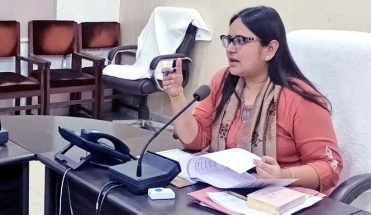 यूपी में बड़ा प्रशासनिक फेरबदल : इक्कीस  IAS अधिकारियों का तबादला, कानपुर की डीएम नेहा शर्मा हटाई गईं