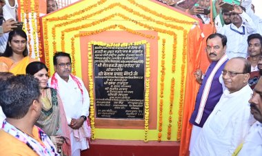 उप मुख्यमंत्री श्री केशव प्रसाद मौर्य ने हेल्थ ए टी एम का किया लोकार्पण