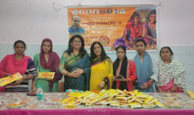 लखनऊ के अमीनाबाद में लखनऊ महानगर द्वारा “बेटी बचाओ बेटी पढ़ाओ” कार्यक्रम आयोजित हुआ