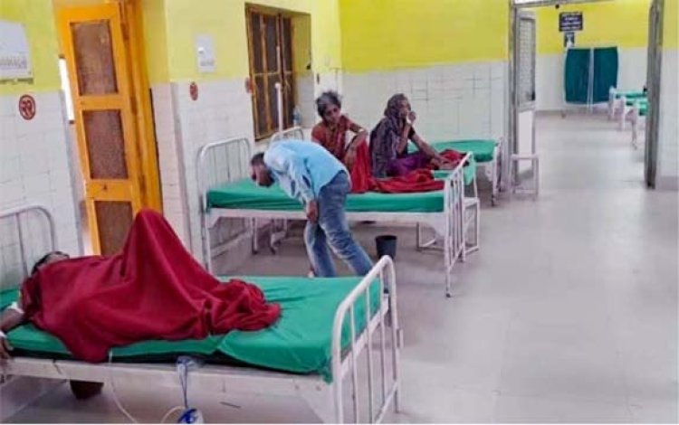 14 कोसी परिक्रमा में अयोध्या की हनुमान गुफा के पास भगदड़ मचने से दर्जन भर घायल, एक की हालत गंभीर