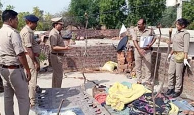 घरेलू विवाद में पति ने कुल्हाड़ी से पत्नी का गला काटा :  सामने ही रोते रहे जुड़वा बच्चे, हैरान कर देगी ये वारदात