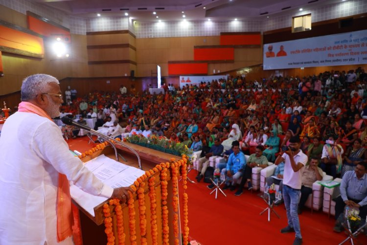 प्रदेश में जल जांच करने वाली ग्रामीण महिलाओं को प्रोत्साहन राशि की वितरण प्रक्रिया अनवरत रहेगी जारी