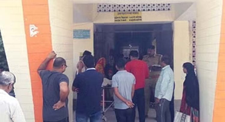 एक मां ने अपनी मासूम बेटी की धारदार चाकू से गला काटकर हत्या कर दी, हुई मौत