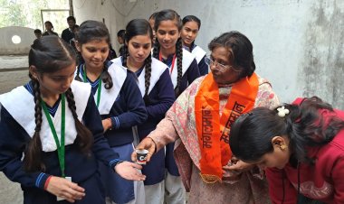 रोहिणी मोंटेसरी स्कूल में मंगलमान: स्वच्छता, संस्कृति और तकनीक का अद्भुत संगम