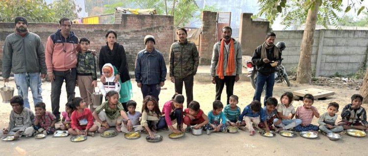 इण्डियन हेल्पलाइन सोसाइटी की पहल 'ब्रज की रसोई': लखनऊ में जरूरतमंदों के लिए एक नई उम्मीद की किरण