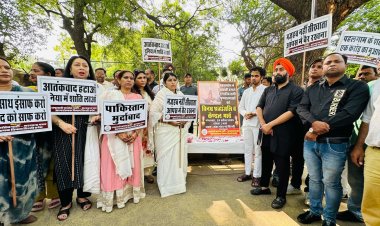 एनसीपी (शरद पवार गुट) ने राष्ट्रपति को सौंपा ज्ञापन, पहलगाम हमले के पीड़ितों को न्याय दिलाने की उठाई मांग